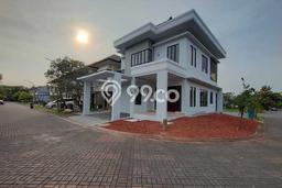 Rumah area BSD Eminent, Tangerang, LT 186m² LB 220m² Rumah area BSD Eminent, Tangerang, LT 186m² LB 220m²