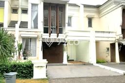 Rumah Elit Modern Tanpa Renovasi di BSD Green Wich Tangerang Rumah Elit Modern Tanpa Renovasi di BSD Green Wich Tangerang