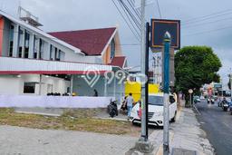 Komersial Usaha Dijual di Mergangsan Yogyakarta LT 139m2 & LB 139m2 Komersial Usaha Dijual di Mergangsan Yogyakarta LT 139m2 & LB 139m2