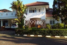 Ready to Use! Luxury House LT 450m2 Desain Elegan di BSD Taman Giri Loka Ready to Use! Luxury House LT 450m2 Desain Elegan di BSD Taman Giri Loka