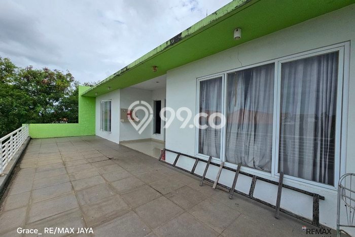 Unit Ruko Dijual di Denpasar Barat Denpasar Luas Tanah 240m2, Luas Bangunan 542m2 Unit Ruko Dijual di Denpasar Barat Denpasar Luas Tanah 240m2, Luas Bangunan 542m2