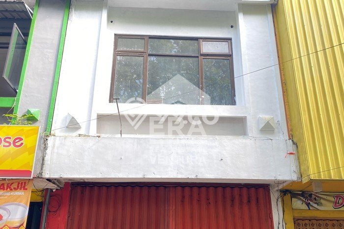 Dijual Ruko Strategis Kawasan Sawojajar, Luas 200m2m², Mainroad, Area Bisnis Dijual Ruko Strategis Kawasan Sawojajar, Luas 200m2m², Mainroad, Area Bisnis