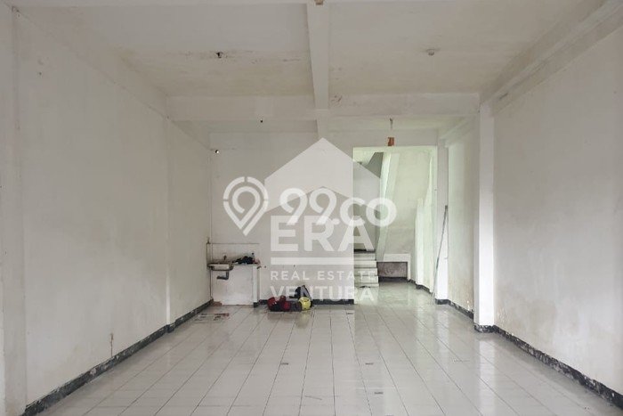 Dijual Ruko Strategis Kawasan Sawojajar, Luas 200m2m², Mainroad, Area Bisnis Dijual Ruko Strategis Kawasan Sawojajar, Luas 200m2m², Mainroad, Area Bisnis