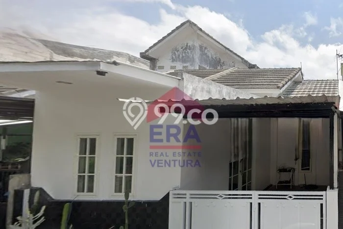 Rumah Nyaman 2 KT LB 72m2 Kondisi Bagus di Buring Rumah Nyaman 2 KT LB 72m2 Kondisi Bagus di Buring