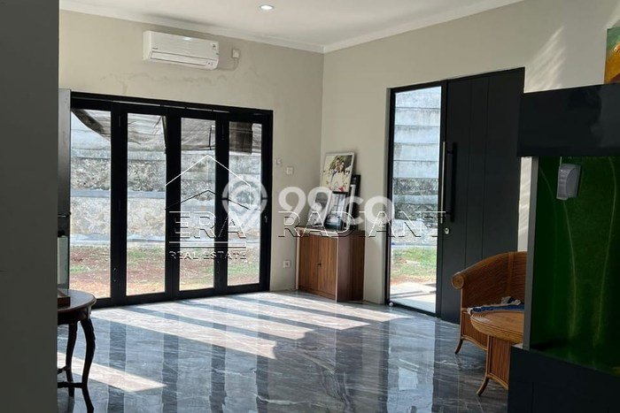 Dijual Rumah Mewah Exclusive di Pondok Aren, Tangerang Selatan Dijual Rumah Mewah Exclusive di Pondok Aren, Tangerang Selatan