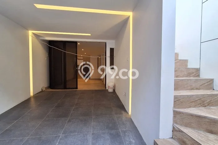 Rumah Elit LB 200m2 Siap Pakai Desain Elegan di Muara Karang, Jakarta Utara Rumah Elit LB 200m2 Siap Pakai Desain Elegan di Muara Karang, Jakarta Utara