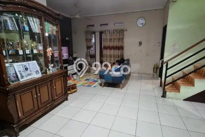 Jual Rumah Bagus Siap Huni LB 220m2 di Antapani, Bandung Jual Rumah Bagus Siap Huni LB 220m2 di Antapani, Bandung