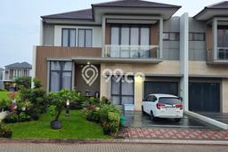 Dijual Rumah Luas Megah Dengan View Cantik di Kota Wisata, Jakarta Timur Dijual Rumah Luas Megah Dengan View Cantik di Kota Wisata, Jakarta Timur