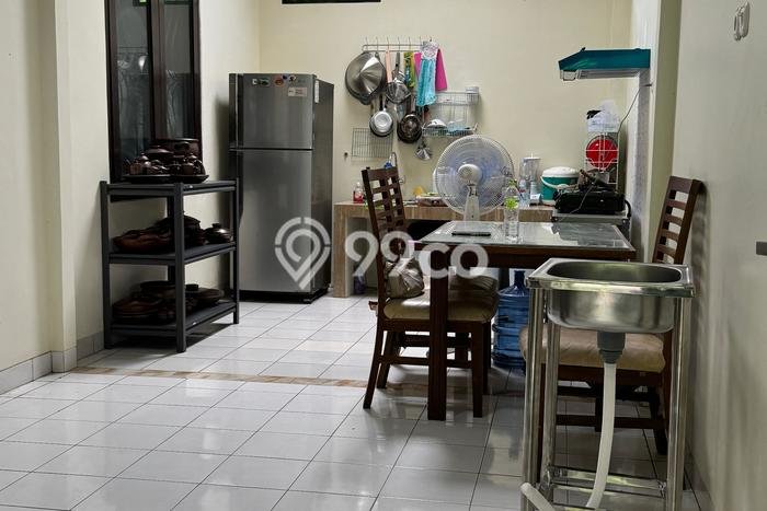 Dijual Rumah Strategis Bagus Punya 2 KT di Setu Tangerang Selatan SHM Dijual Rumah Strategis Bagus Punya 2 KT di Setu Tangerang Selatan SHM