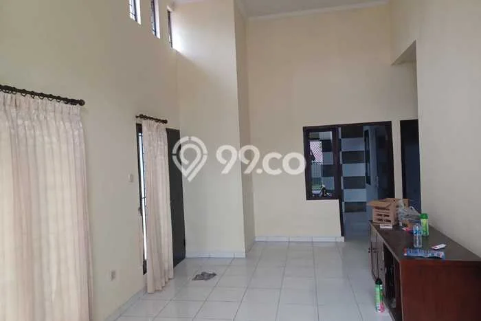 Disewakan Cepat Rumah Kondisi Bagus di Kawasan BSD, Tangerang Selatan Disewakan Cepat Rumah Kondisi Bagus di Kawasan BSD, Tangerang Selatan