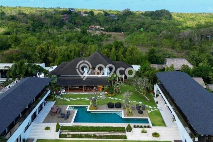 Vila Strategis Kawasan , Luas 3318m2m², Lingkungan Nyaman Vila Strategis Kawasan , Luas 3318m2m², Lingkungan Nyaman
