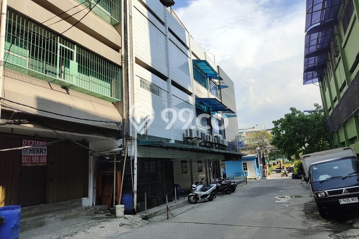 Dijual! Ruko di Pangeran Jayakarta Jakarta Pusat LT 72m2 / LB 216m2 Kawasan Bisnis Dijual! Ruko di Pangeran Jayakarta Jakarta Pusat LT 72m2 / LB 216m2 Kawasan Bisnis