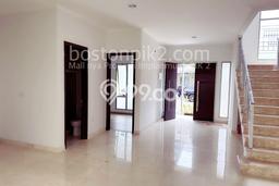DREAM HOME! Rumah di Golf Island, 3 KT, Bebas Banjir, LT 160m² LB 200m² DREAM HOME! Rumah di Golf Island, 3 KT, Bebas Banjir, LT 160m² LB 200m²