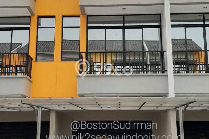 Dijual Ruko Area Bisnis di Kelapa Gading, Luas 212m², Jalan Utama Dijual Ruko Area Bisnis di Kelapa Gading, Luas 212m², Jalan Utama
