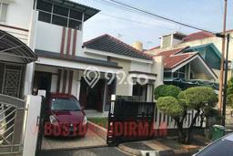 Jual Rumah Taman Modern Cakung 9x18m2 3+1 BR Fullyfurnish Jual Rumah Taman Modern Cakung 9x18m2 3+1 BR Fullyfurnish