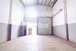 AREA PROSPEKTIF! Gudang Kawasan Cakung, Luas 126m², Sentra Perdagangan AREA PROSPEKTIF! Gudang Kawasan Cakung, Luas 126m², Sentra Perdagangan