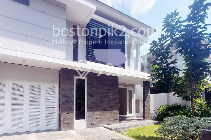 Rumah Elit Modern Tanpa Renovasi di Suvarna Sutera Tangerang Rumah Elit Modern Tanpa Renovasi di Suvarna Sutera Tangerang