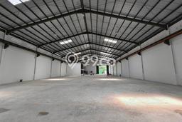 Jual Gudang Premium Kawasan Cakung, Luas 1200m², Jalan Utama, Area Bisnis Jual Gudang Premium Kawasan Cakung, Luas 1200m², Jalan Utama, Area Bisnis