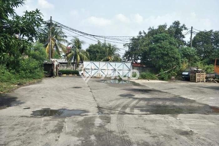 Unit Gudang Dijual di Jakarta Utara LT 5582m2 & LB 1792m2 Unit Gudang Dijual di Jakarta Utara LT 5582m2 & LB 1792m2