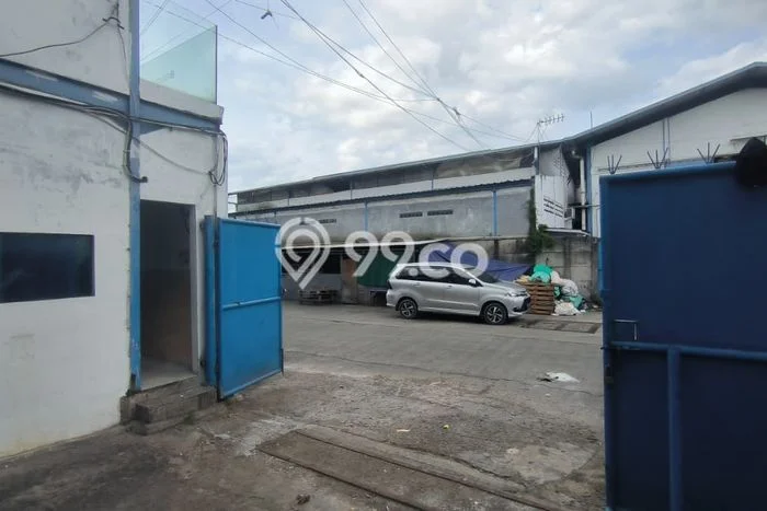 Gudang Kawasan Bisnis di Cengkareng, Luas 360m2m², Siap Operasional Gudang Kawasan Bisnis di Cengkareng, Luas 360m2m², Siap Operasional