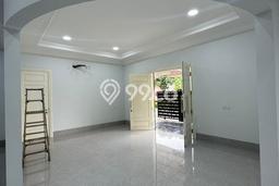 Siap Huni Rumah Mewah 5 Kamar di Kembangan Dekat ke Mana Pun Siap Huni Rumah Mewah 5 Kamar di Kembangan Dekat ke Mana Pun