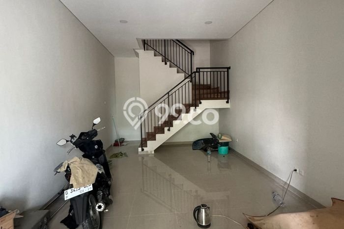 Unit Ruko Dijual di Jakarta Barat LT 54m2 & LB 140m2 Unit Ruko Dijual di Jakarta Barat LT 54m2 & LB 140m2