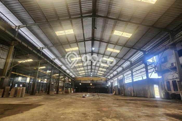 Gudang Disewakan Lokasi Cipondoh Tangerang Harga Spesial! Gudang Disewakan Lokasi Cipondoh Tangerang Harga Spesial!
