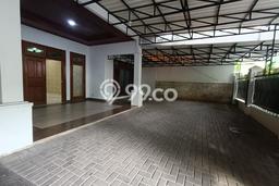 Disewakan Rumah Konsep Minimalis di Kebayoran Baru Jakarta Selatan dengan 5 Kamar Disewakan Rumah Konsep Minimalis di Kebayoran Baru Jakarta Selatan dengan 5 Kamar