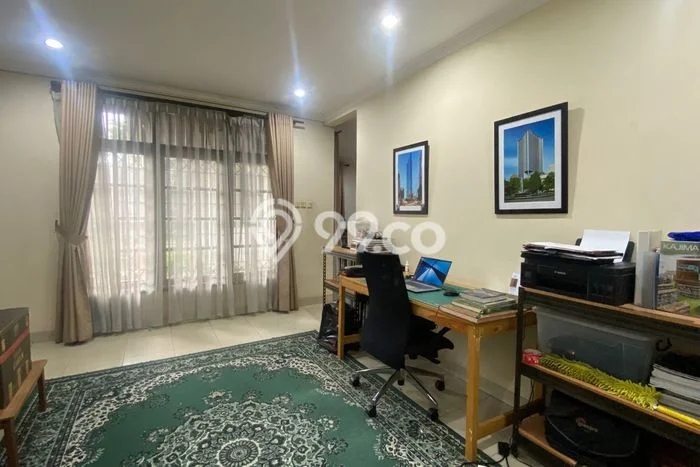 For Sale Rumah Mewah Exclusive di Ciputat Timur, Tangerang Selatan For Sale Rumah Mewah Exclusive di Ciputat Timur, Tangerang Selatan