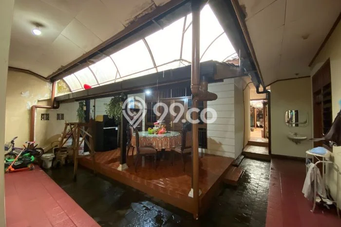 Dijual Kost di Pesanggrahan, Jakarta Selatan, 15 KT, 6 KM, Luas 300m2 Dijual Kost di Pesanggrahan, Jakarta Selatan, 15 KT, 6 KM, Luas 300m2