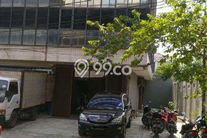 FOR RENT! Ruko di Harmoni Cocok untuk Bisnis 220m2 FOR RENT! Ruko di Harmoni Cocok untuk Bisnis 220m2
