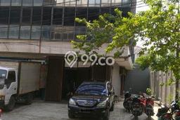 FOR RENT! Ruko di Harmoni Cocok untuk Bisnis 220m2 FOR RENT! Ruko di Harmoni Cocok untuk Bisnis 220m2