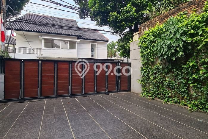 Dijual Rumah Mewah Megah Dengan View Eksklusif di Mampang, Jakarta Selatan Dijual Rumah Mewah Megah Dengan View Eksklusif di Mampang, Jakarta Selatan
