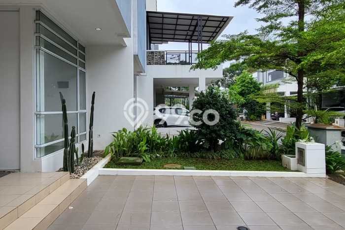 For Sale! Luxury House LT 105m2 Desain Elegan di Bintaro For Sale! Luxury House LT 105m2 Desain Elegan di Bintaro