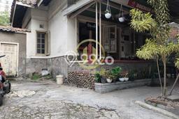 Ready to Use! Luxury House LT 436m2 Desain Elegan di Pungkur Ready to Use! Luxury House LT 436m2 Desain Elegan di Pungkur