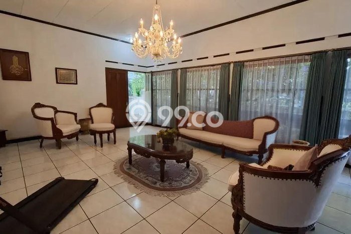 Jual Rumah Mewah Megah Dengan View Eksklusif di Sayap Dago, Bandung Jual Rumah Mewah Megah Dengan View Eksklusif di Sayap Dago, Bandung