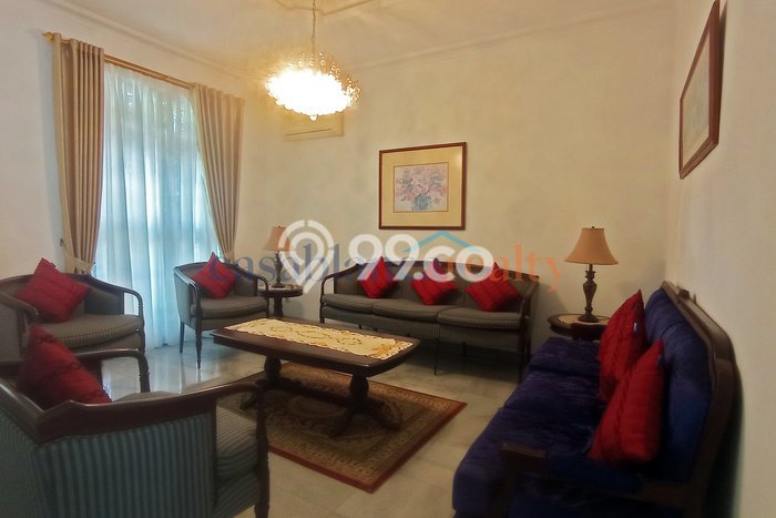 Rumah sewa siap pakai 4 Kamar Tidur di Kuningan, Jakarta Selatan Rumah sewa siap pakai 4 Kamar Tidur di Kuningan, Jakarta Selatan