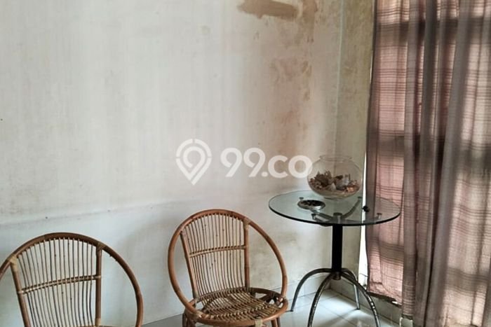 Jual Rumah Strategis Bagus Punya 4 KT di BSD Tangerang Selatan SHM Jual Rumah Strategis Bagus Punya 4 KT di BSD Tangerang Selatan SHM
