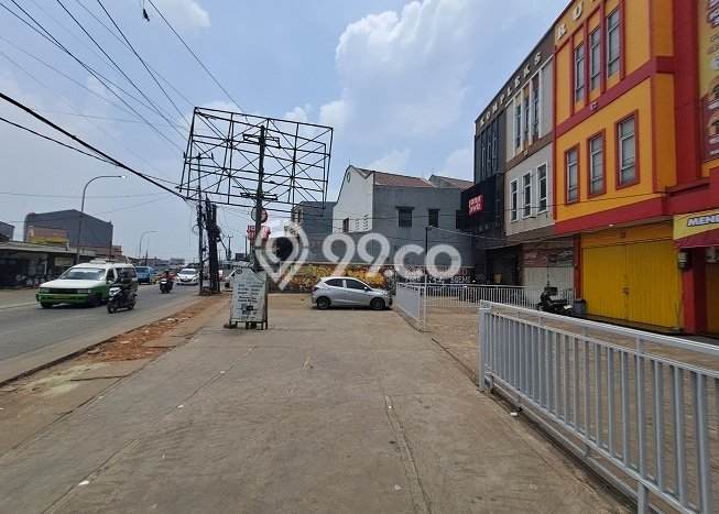 Lokasi Strategis! Dijual Ruko Bisnis di Periuk, Tangerang Kondisi Baik Lokasi Strategis! Dijual Ruko Bisnis di Periuk, Tangerang Kondisi Baik