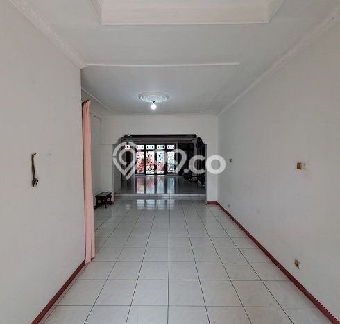 Siap Huni Rumah Mewah 5 Kamar di Cipondoh Dekat ke Mana Saja Siap Huni Rumah Mewah 5 Kamar di Cipondoh Dekat ke Mana Saja