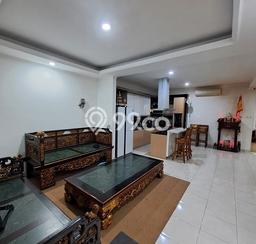 Ready to Use! Luxury House LT 211m2 Desain Elegan di BSD Castilla Ready to Use! Luxury House LT 211m2 Desain Elegan di BSD Castilla