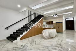 Rumah Luxury Modern Tanpa Renovasi di Kemang Jakarta Selatan Rumah Luxury Modern Tanpa Renovasi di Kemang Jakarta Selatan