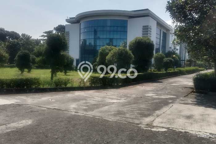 Gudang Disewa di Bandung dengan LB 4608m2 Area Komersial Ramai Gudang Disewa di Bandung dengan LB 4608m2 Area Komersial Ramai