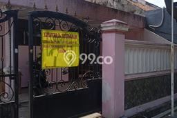 For Sale Rumah 3 Kamar Lokasi Ideal Bagus dan Strategis di Jambangan For Sale Rumah 3 Kamar Lokasi Ideal Bagus dan Strategis di Jambangan