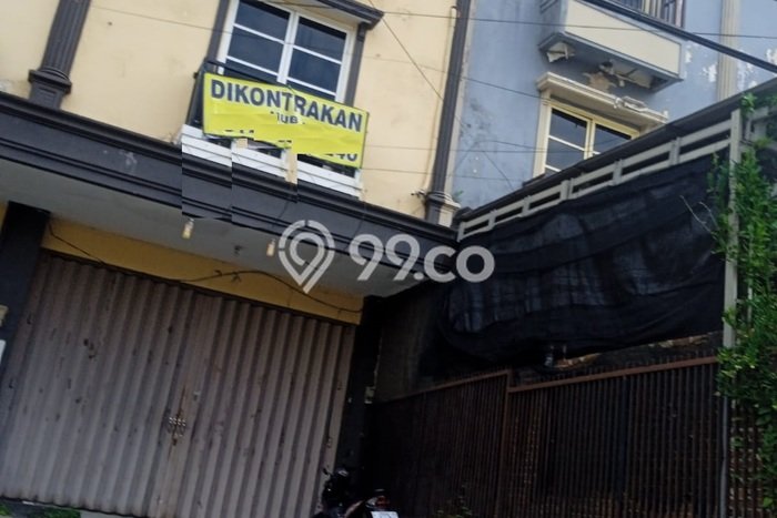 Unit Ruko disewakan di Sawahan Surabaya dengan LT 75m2 / LB 75m2 Unit Ruko disewakan di Sawahan Surabaya dengan LT 75m2 / LB 75m2