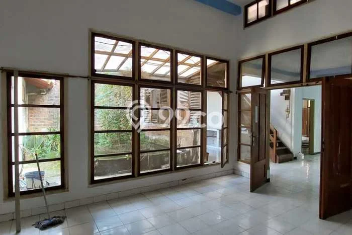 Disewakan Rumah Konsep Minimalis di Gayungan Surabaya dengan 4 Kamar Disewakan Rumah Konsep Minimalis di Gayungan Surabaya dengan 4 Kamar