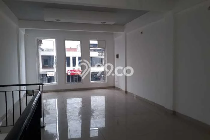 Ruko Disewa di Mulyorejo, Surabaya, LT 63m2 / LB 63m2 Ruko Disewa di Mulyorejo, Surabaya, LT 63m2 / LB 63m2