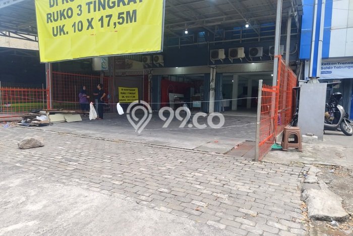 Ruko bagus disewakan di Kenjeran Surabaya dengan LB 175m2 harga sewa terbaik Ruko bagus disewakan di Kenjeran Surabaya dengan LB 175m2 harga sewa terbaik