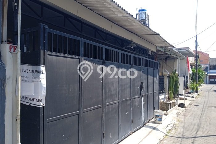 Dijual Rumah 2 Kamar Lokasi Ideal Bagus dan Strategis di Tandes Dijual Rumah 2 Kamar Lokasi Ideal Bagus dan Strategis di Tandes