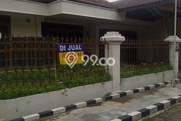 Hot Offer Hunian Mewah Ideal dan Luas di Sukolilo, Surabaya Hot Offer Hunian Mewah Ideal dan Luas di Sukolilo, Surabaya
